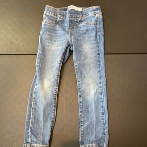 Old navy skinny jeans, elastic waist